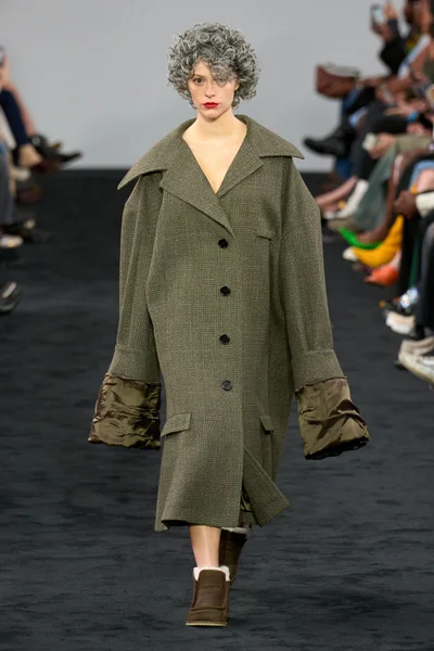 Look 36